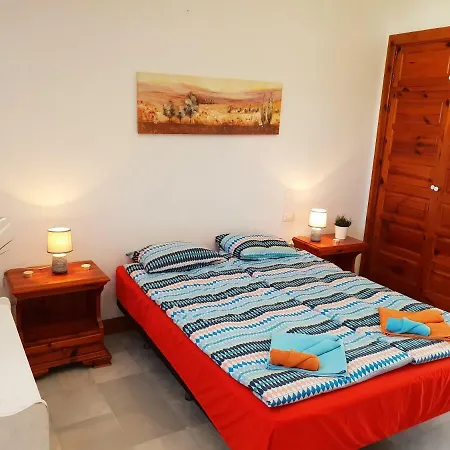 Duplex No 4, Close To Sea And Beach, Heated Pool, Aircondition, Wifi Apartment *