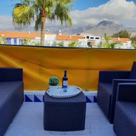 Duplex No 4, Close To Sea And Beach, Heated Pool, Aircondition, Wifi
